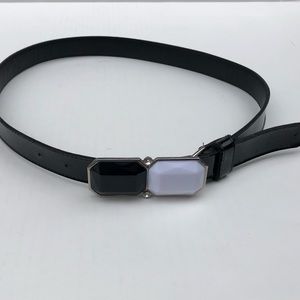 White House Black Market Black/white belt S/M